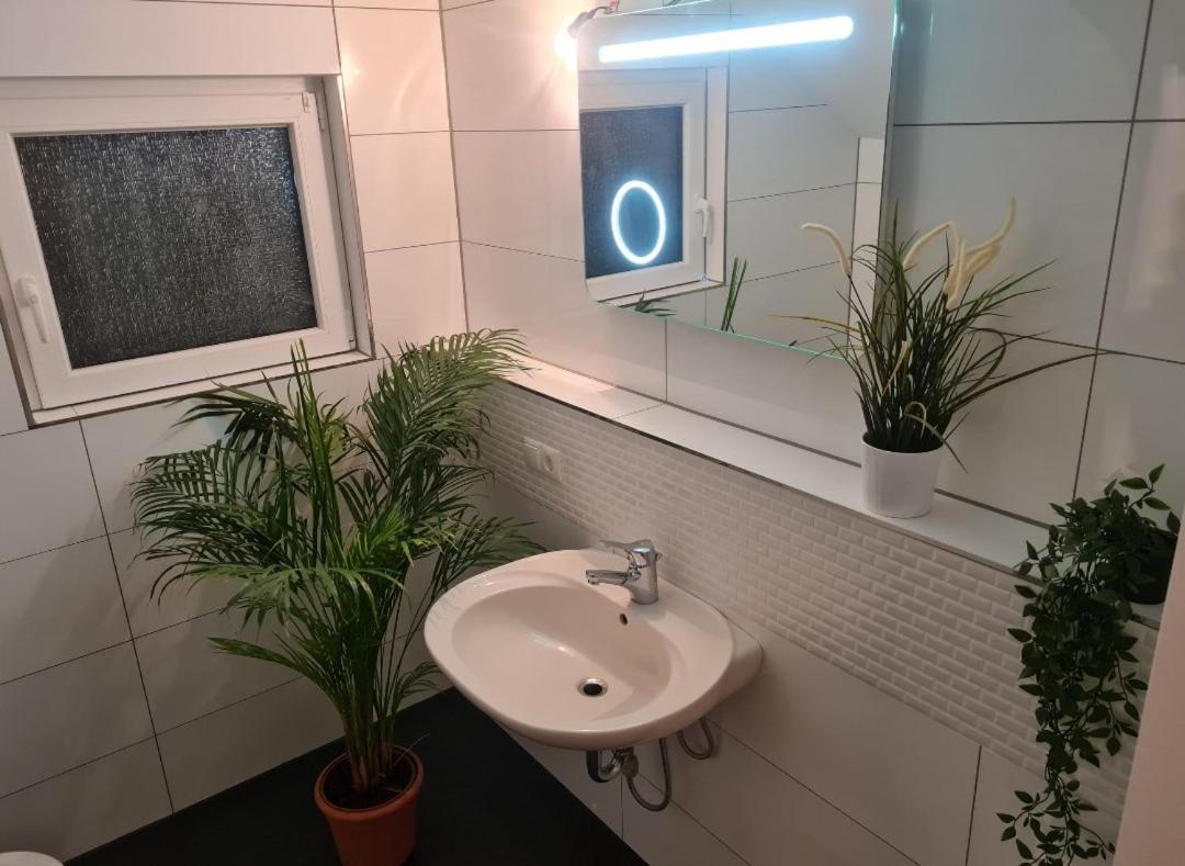 Business Apartment/loft Naehe Bonn Apartment *